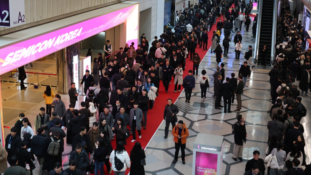 세미콘 코리아 2026 개막…AI 시대 반도체 산업 대전환 신호탄